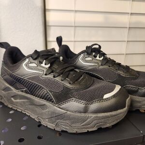 Puma Men's Black and Gray Athletic Shoes